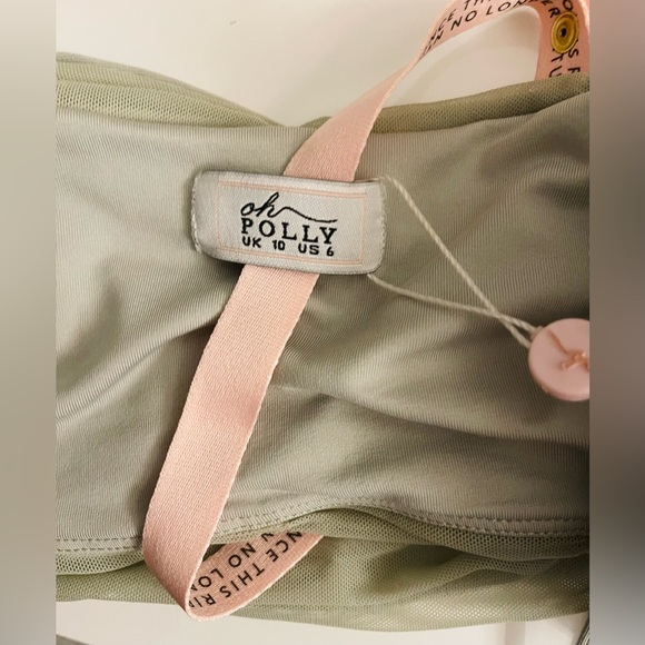 COPY - Oh Polly - Crop Top - Light Green - New with Tag - 6 US / Small - Picture 9 of 10